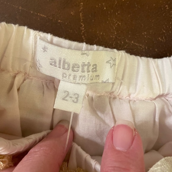 Albetta Premium Cream Tulle Skirt, NWT, Size 2-3 - Picture 5 of 8